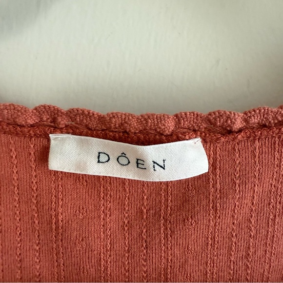 Doen Vivienne T Shirt EUC - Picture 2 of 8